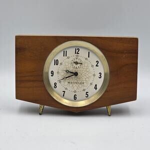 Vintage Mid Century Walnut WESTCLOX Wind Up Alarm Clock Table Top